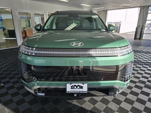 New 2026 Hyundai Ioniq 9 Calligraphy image 9