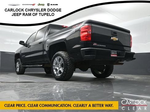 Used 2018 Chevrolet Silverado 1500 Custom w/ Custom Value Package AWD/4WD image 39