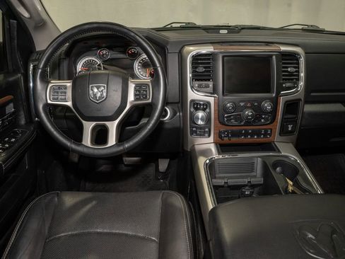 Used 2016 RAM 1500 Laramie w/ Convenience Group image 6