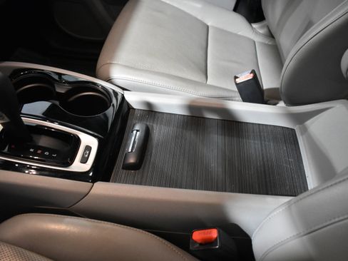 Used 2017 Honda Ridgeline RTL-E image 23