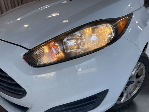 Used 2014 Ford Fiesta SE image 13