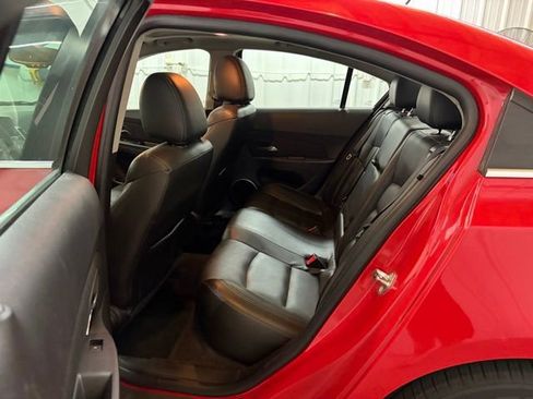 Used 2016 Chevrolet Cruze LT w/ RS Appearance Package FWD image 13