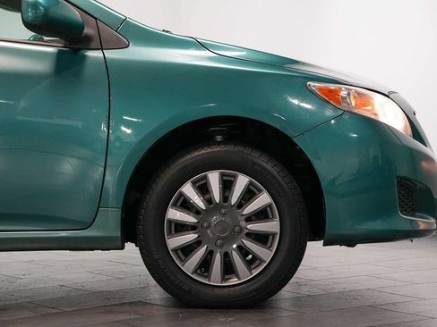 Used 2010 Toyota Corolla LE FWD image 9