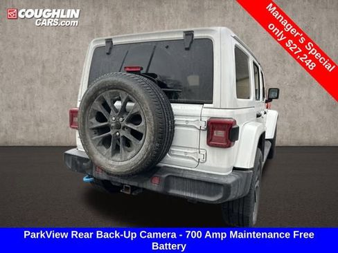 Used 2022 Jeep Wrangler Unlimited Sahara w/ Dual Top Group image 7