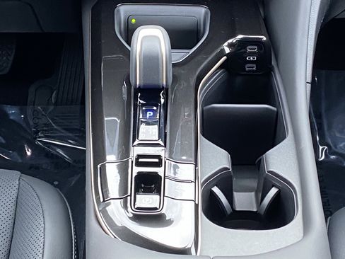 New 2026 Toyota Crown Signia AWD/4WD image 15
