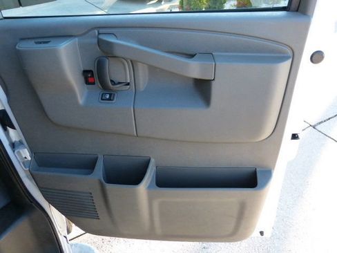 Used 2023 GMC Savana 2500 w/ Driver Convenience Package image 23