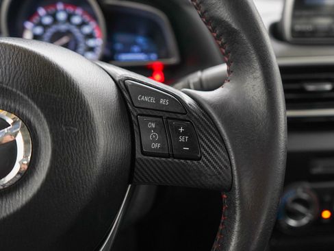 Used 2014 MAZDA MAZDA3 i Touring FWD image 23