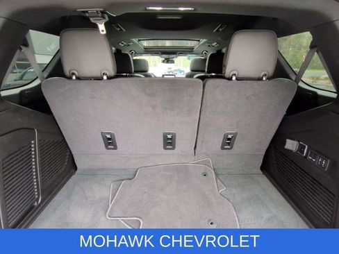 Used 2024 Chevrolet Tahoe Z71 w/ Luxury Package AWD/4WD image 28