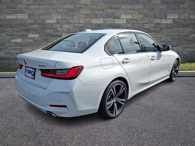 Certified 2023 BMW 330i xDrive Sedan w/ Driving Assistance Package AWD/4WD image 6