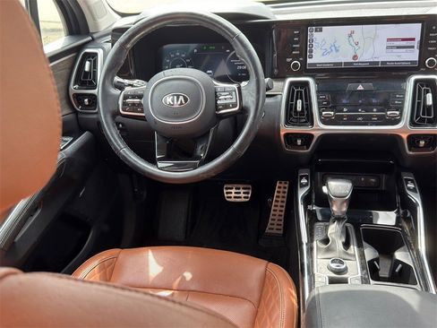 Used 2021 Kia Sorento SX Prestige image 31
