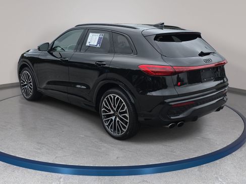 Used 2025 Audi SQ5 Premium Plus AWD/4WD image 7