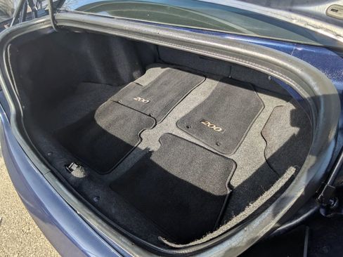 Used 2014 Chrysler 200 LX FWD image 17