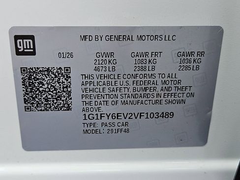 New 2027 Chevrolet Bolt LT w/ Comfort Package FWD image 24