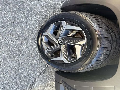 Used 2023 Hyundai Tucson Limited image 15