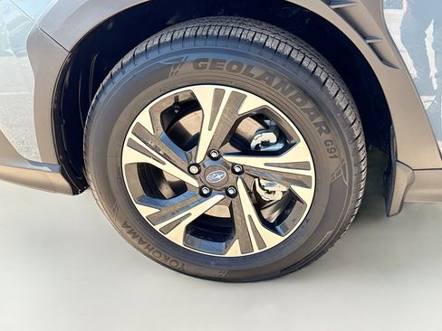 Certified 2025 Subaru Crosstrek 2.0i Premium image 42
