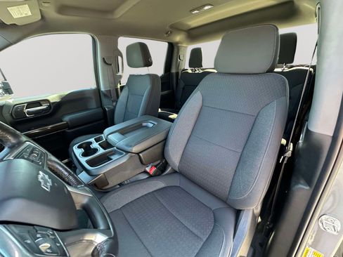 Used 2021 Chevrolet Silverado 1500 RST AWD/4WD image 21