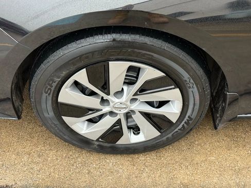 Used 2020 Nissan Altima 2.5 S FWD image 40