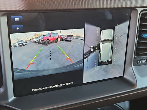 Used 2023 Ford Bronco Outer Banks image 26