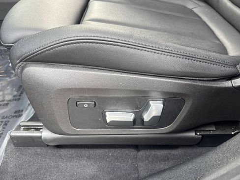 Used 2019 BMW X3 xDrive30i w/ Driving Assistance Package image 13