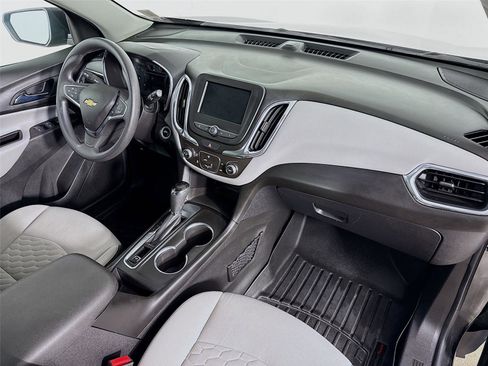 Used 2019 Chevrolet Equinox LS image 28