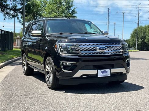 Used 2020 Ford Expedition Platinum AWD/4WD image 3
