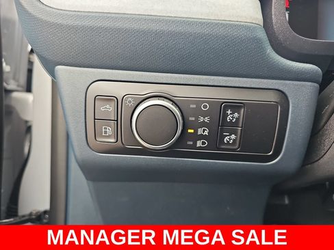 New 2026 Ford Maverick XLT w/ XLT Luxury Package FWD image 25