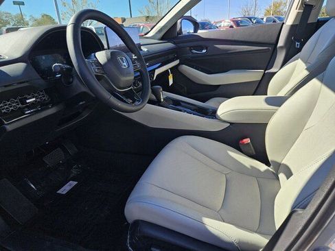 New 2025 Honda Accord EX-L image 7