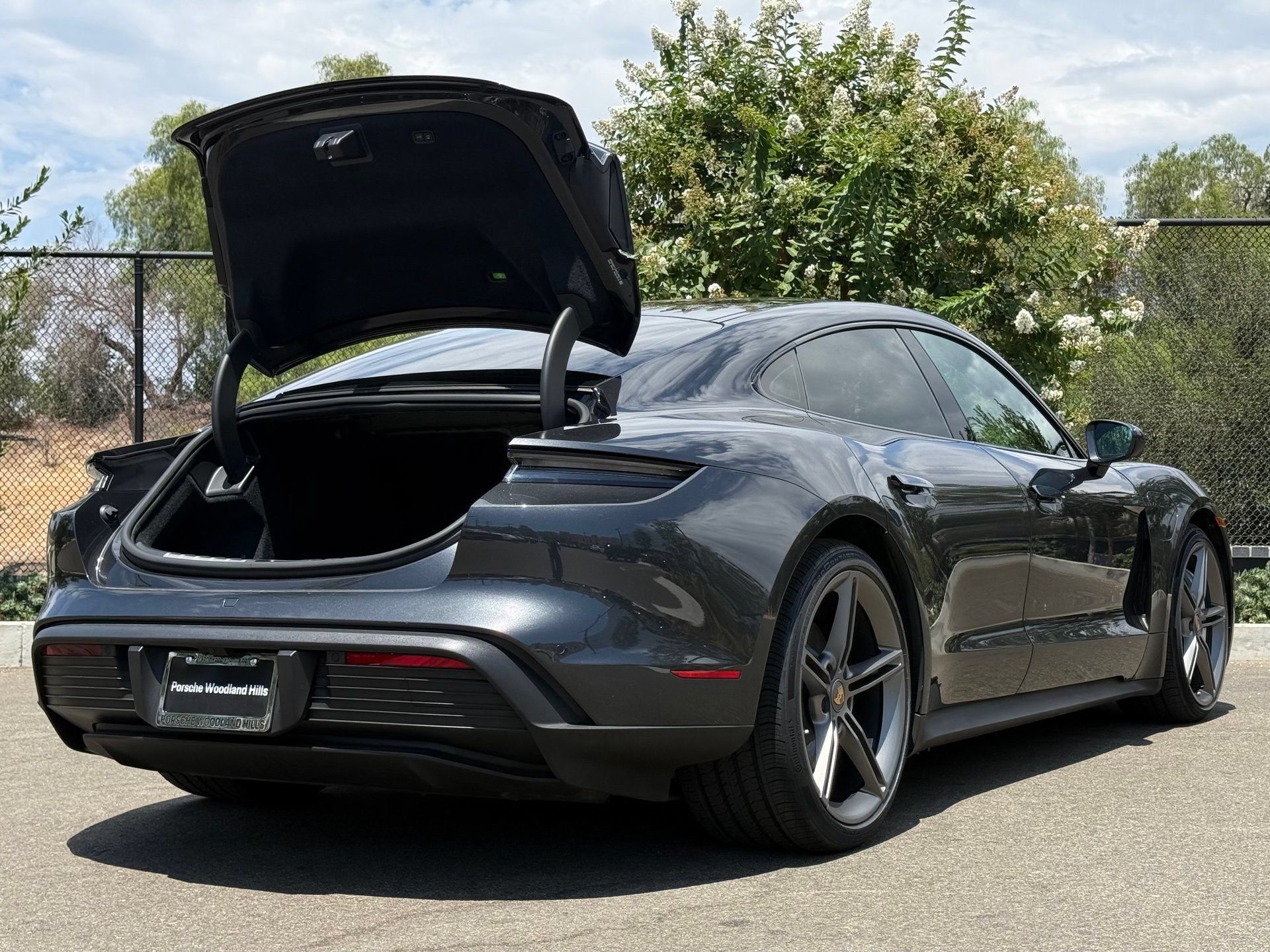Certified 2023 Porsche Taycan 4S w/ Premium Package AWD/4WD image 34