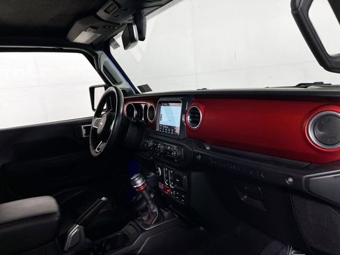 Used 2018 Jeep Wrangler Rubicon image 27