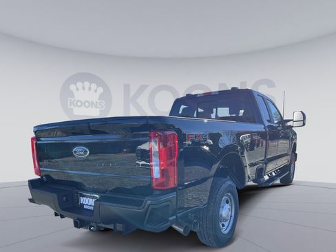 New 2026 Ford F250 XL w/ FX4 Off-Road Package image 7