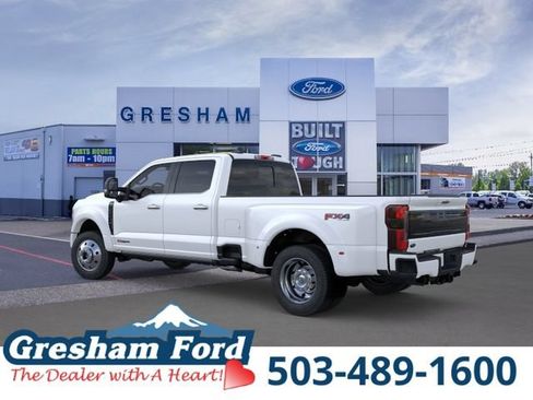 New 2026 Ford F450 Platinum w/ FX4 Off-Road Package AWD/4WD image 4