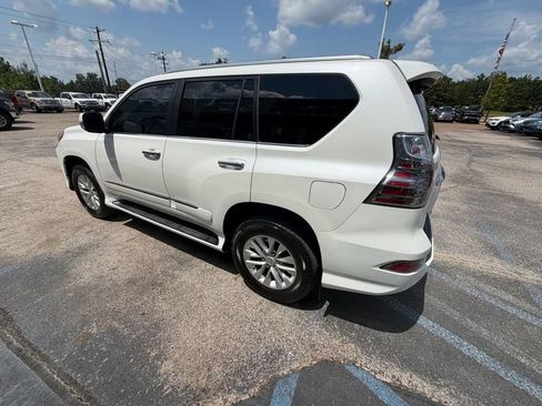 Used 2019 Lexus GX 460 Premium AWD/4WD image 4