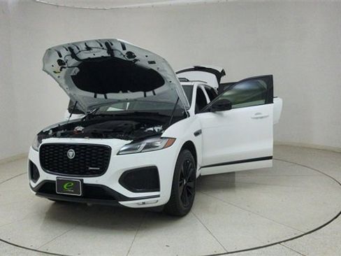 Used 2025 Jaguar F-PACE R-Dynamic S image 72