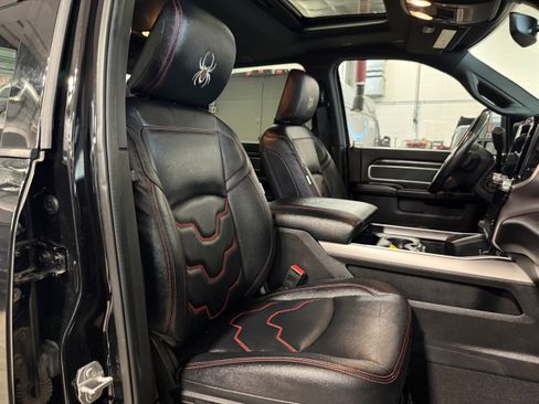 Used 2023 RAM 2500 Big Horn w/ Level B Equipment Group image 11