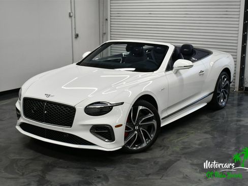 Used 2025 Bentley Continental GT Speed image 2