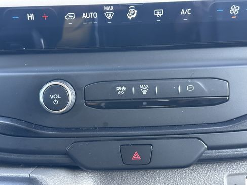 Used 2024 Ford Transit 350 XL image 31