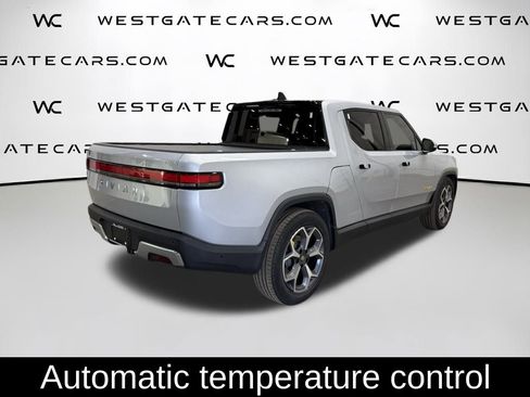 Used 2022 Rivian R1T Adventure image 8