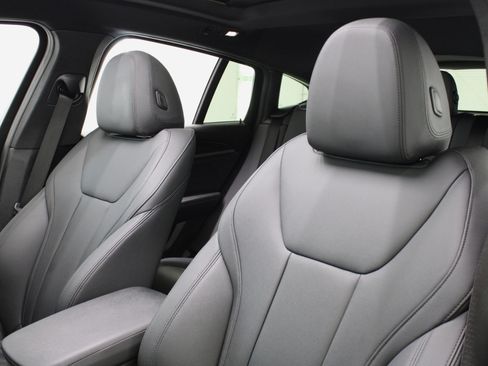 Used 2020 BMW X4 xDrive30i w/ Premium Package image 34