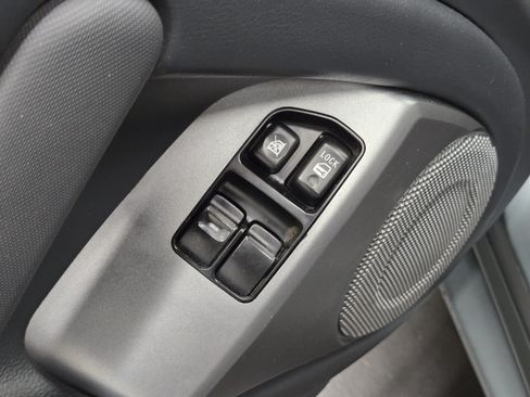 Used 2007 Mitsubishi Eclipse GT FWD image 13