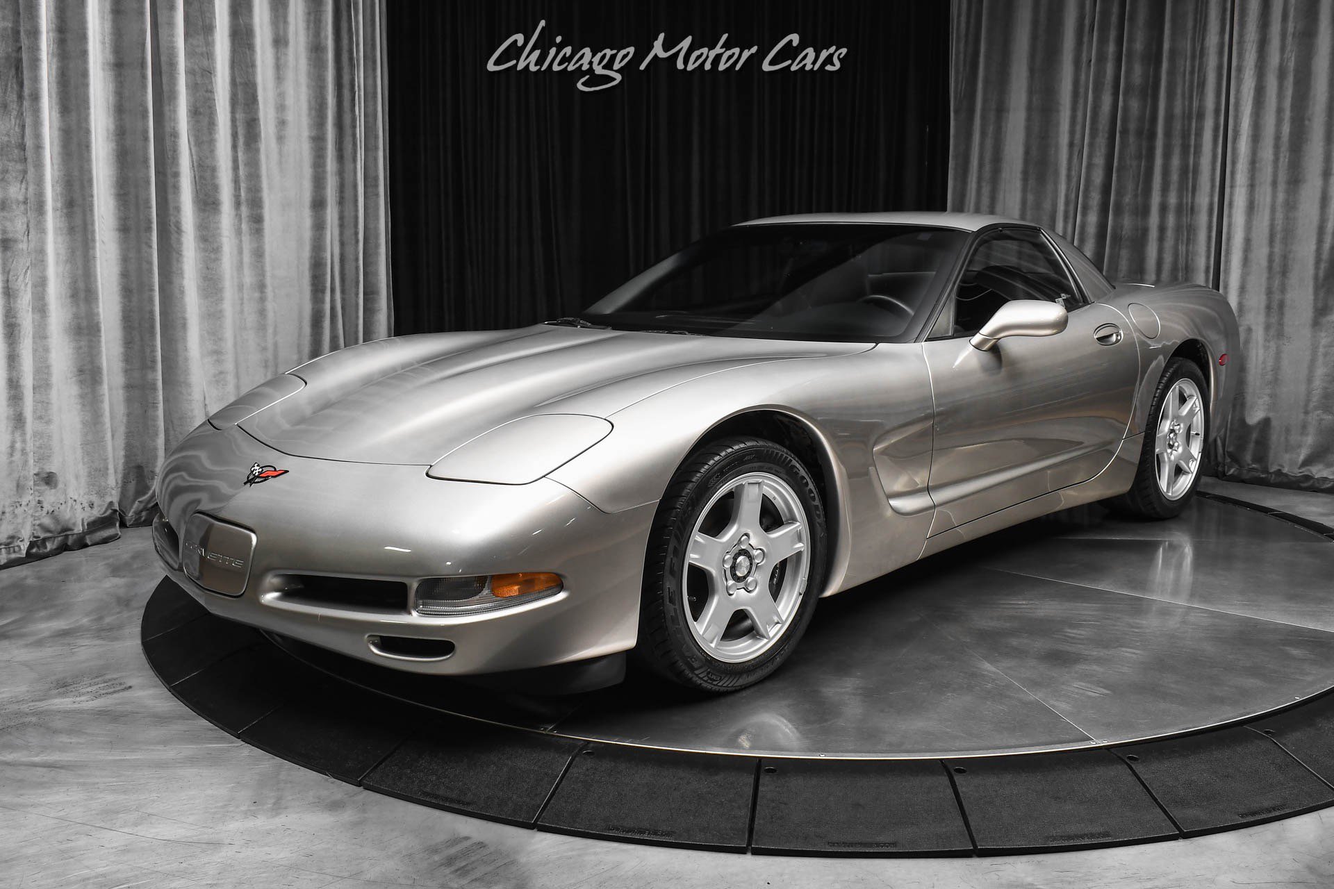 Used 1999 Chevrolet Corvette Coupe w/ Lighting Pkg RWD image 24