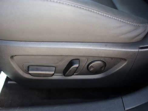 Used 2025 MAZDA CX-30 AWD 2.5 S w/ Preferred Package image 11