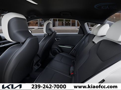 New 2026 Kia K4 GT-Line FWD image 18