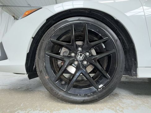 Used 2023 Honda Civic Sport image 14