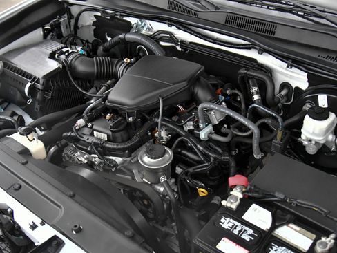 Used 2021 Toyota Tacoma SR RWD image 45
