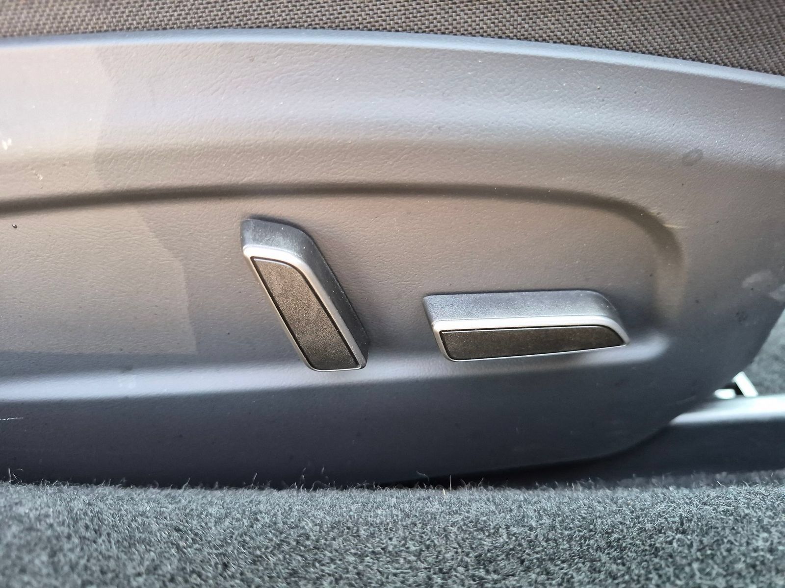 Used 2025 Tesla Model 3 Long Range RWD image 38