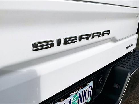Used 2022 GMC Sierra 1500 SLE AWD/4WD image 34
