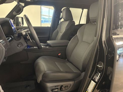 Used 2026 Lexus GX 550 w/ Accessory Package (2T) AWD/4WD image 14