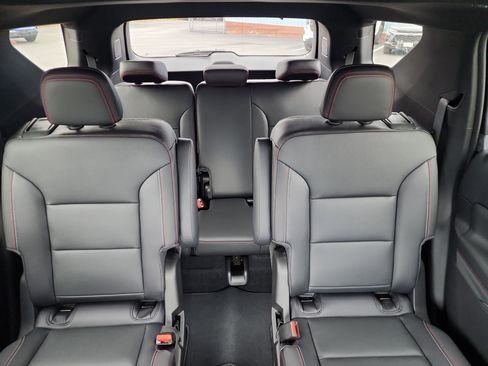 New 2026 Chevrolet Traverse Z71 image 23