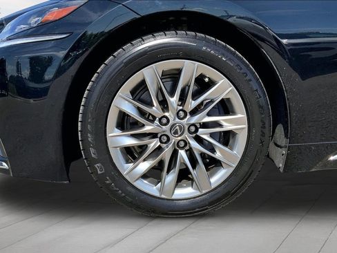 Used 2018 Lexus LS 500 AWD w/ Interior Upgrade Package image 32