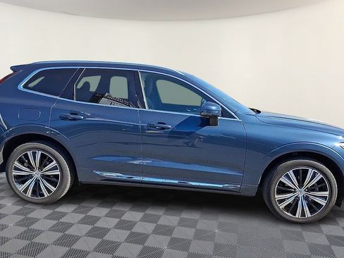 Used 2023 Volvo XC60 B5 Plus w/ Climate Package AWD/4WD image 9